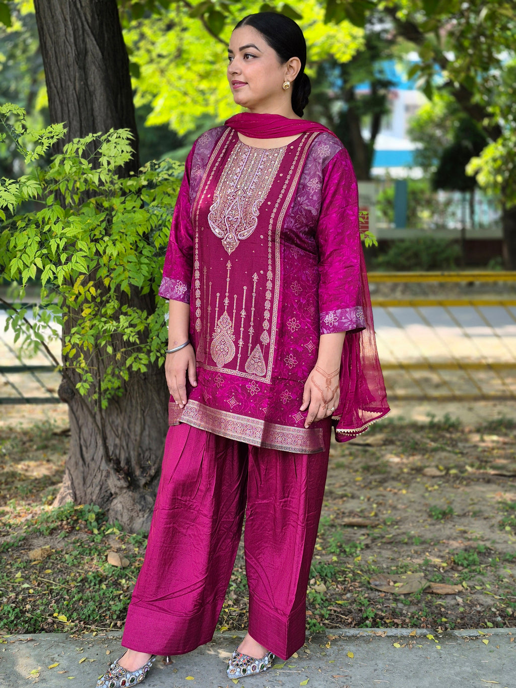 Royal Farshi Banarsi Elegance Suit Set